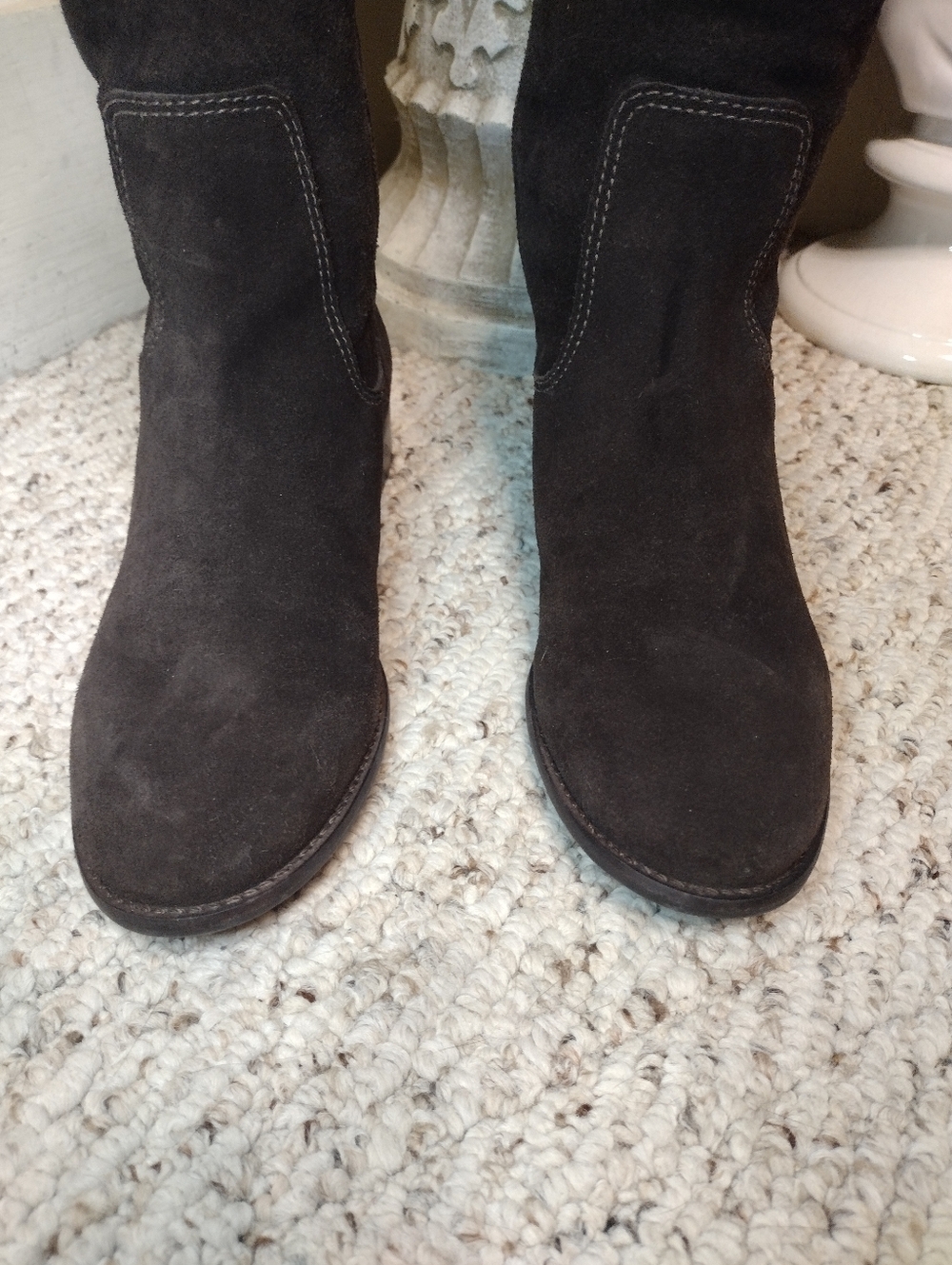 Talbot's Tinley Women's Dark Brown Suede Mid-Calf Shearling Lined Boots - Picture 4 of 10